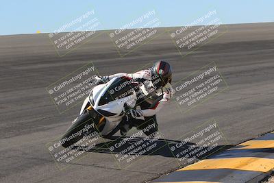 media/Nov-06-2023-Moto Forza (Mon) [[ce023d0744]]/3-Intermediate Group/Session 2 (Bowl)/